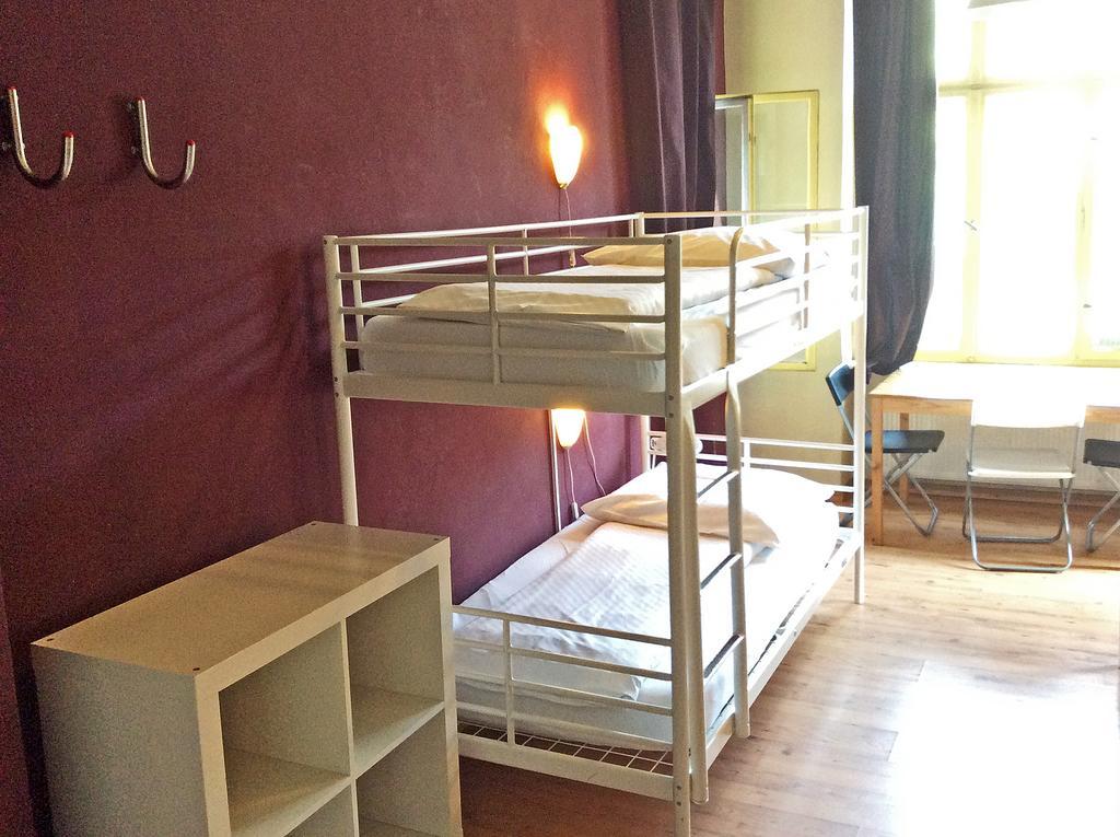 Flow Hostel *
