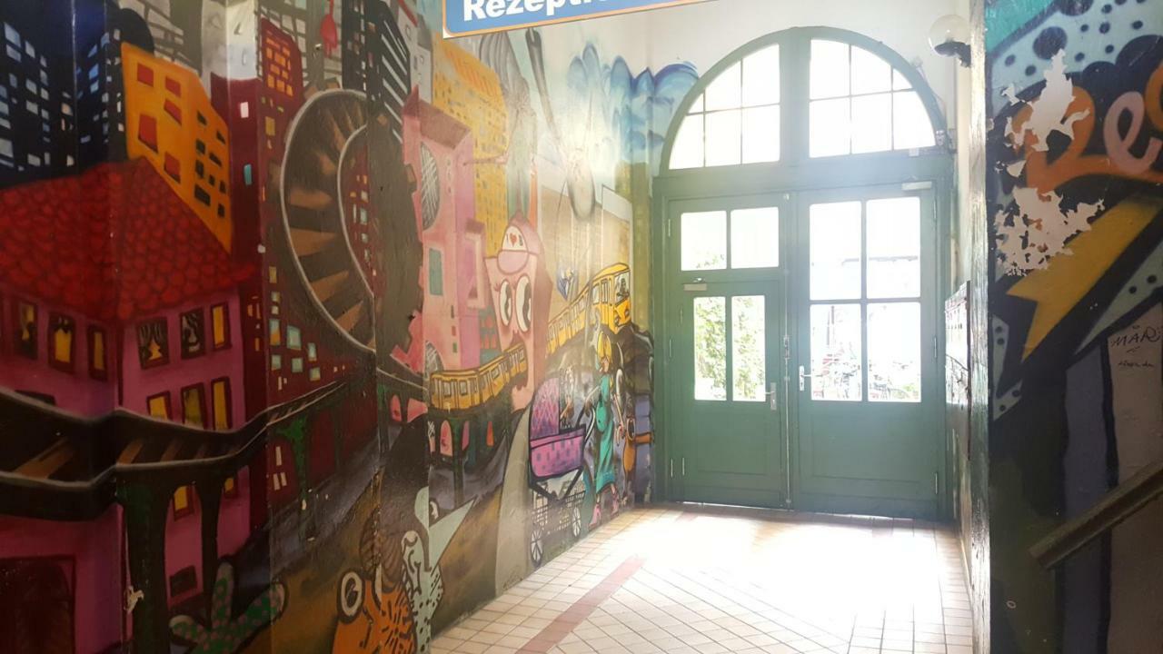 Flow Hostel